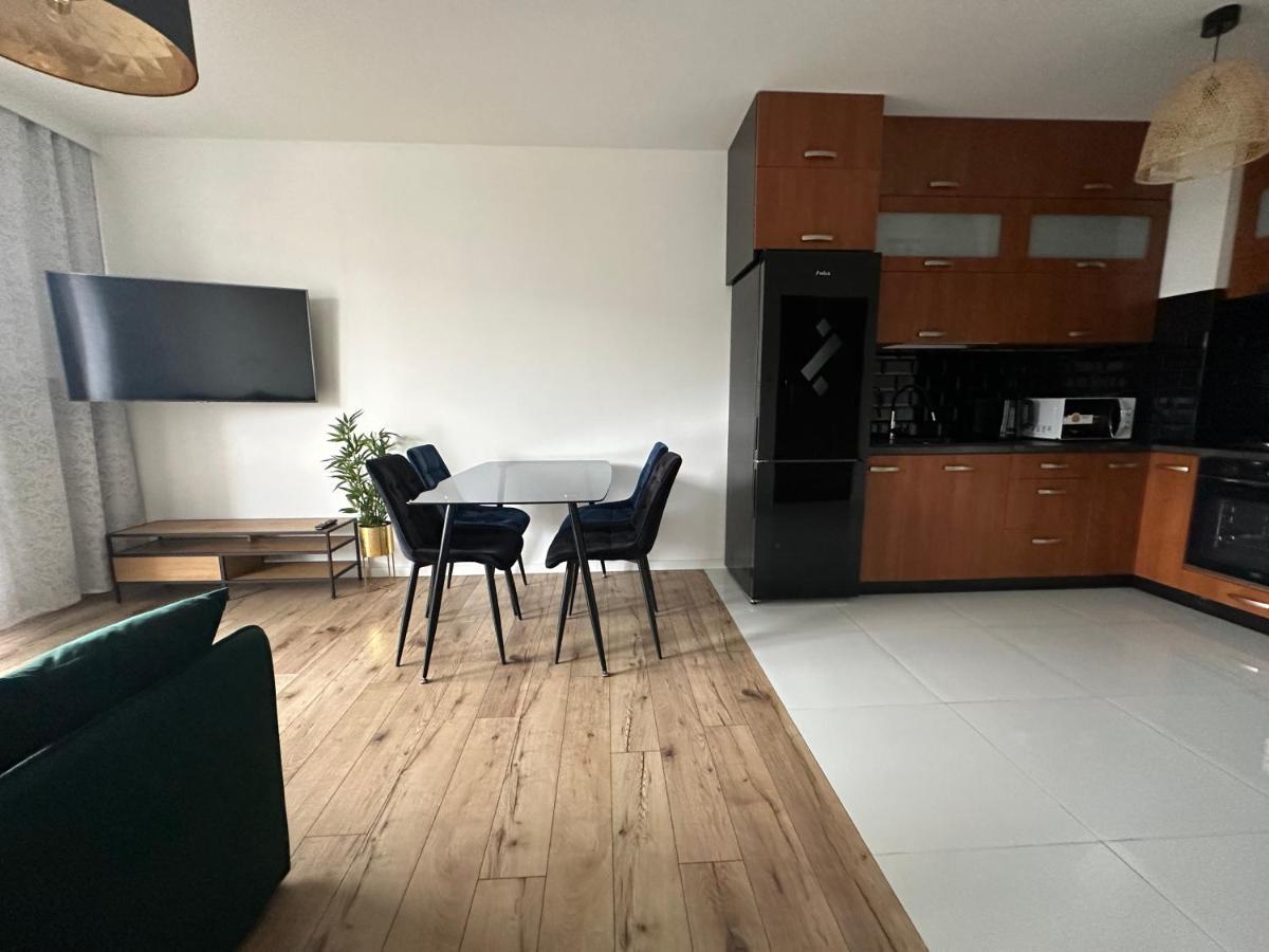 Sdh 3 Radzymin Comfortable Apartment Near Warsaw Екстериор снимка