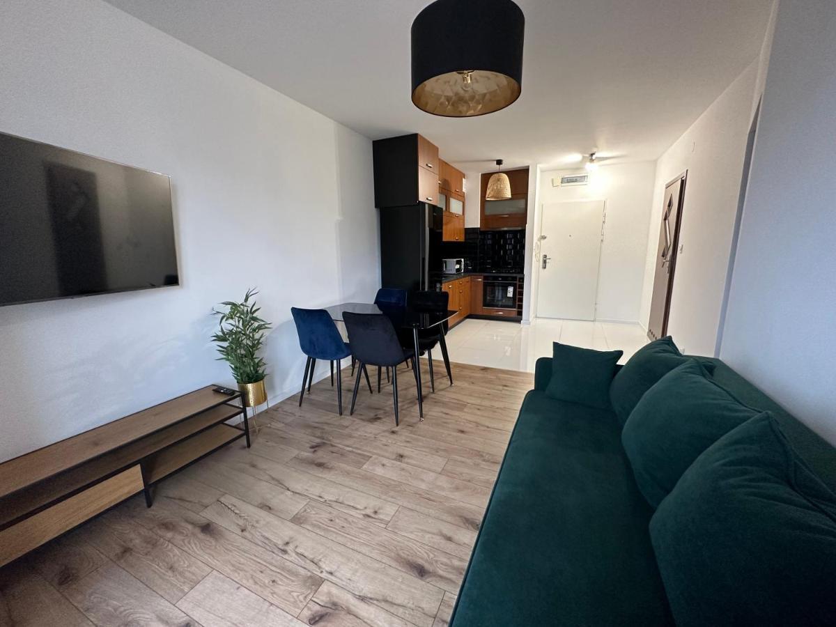Sdh 3 Radzymin Comfortable Apartment Near Warsaw Екстериор снимка